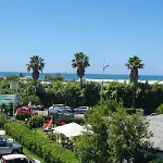 Relax Marina Di * Carrara